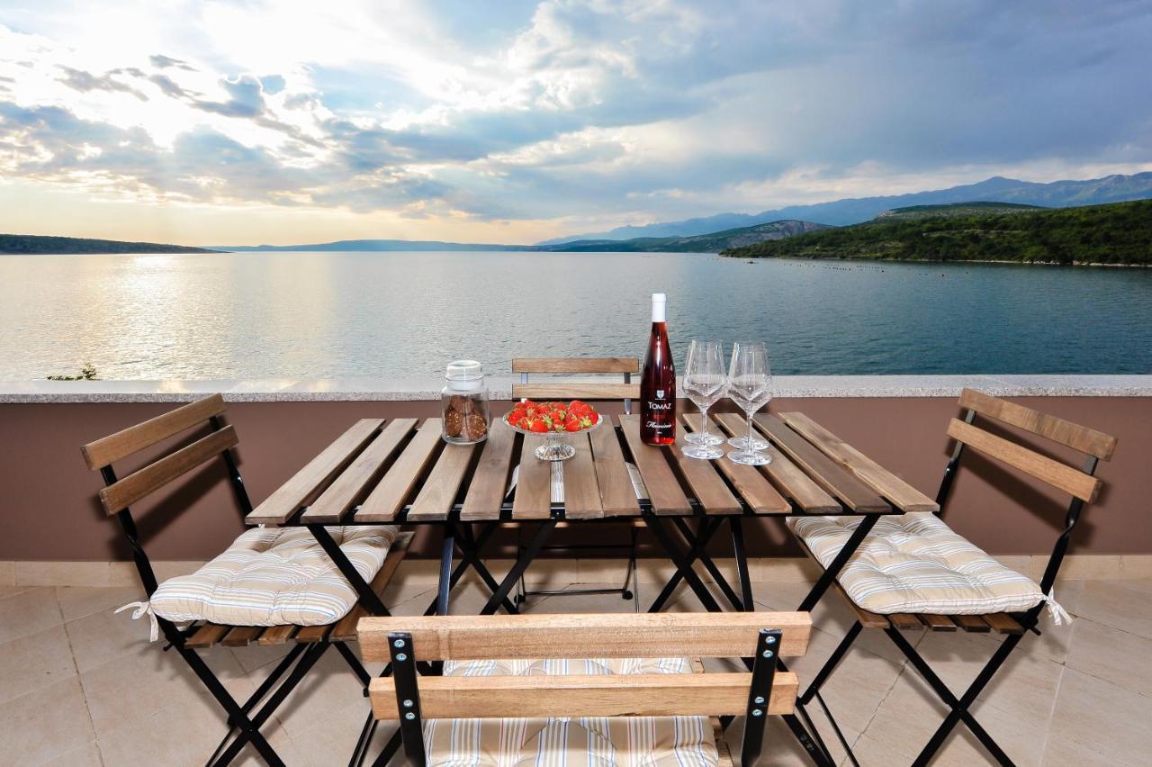 Apartmani Peric 1 Meka Draga Обровац Экстерьер фото