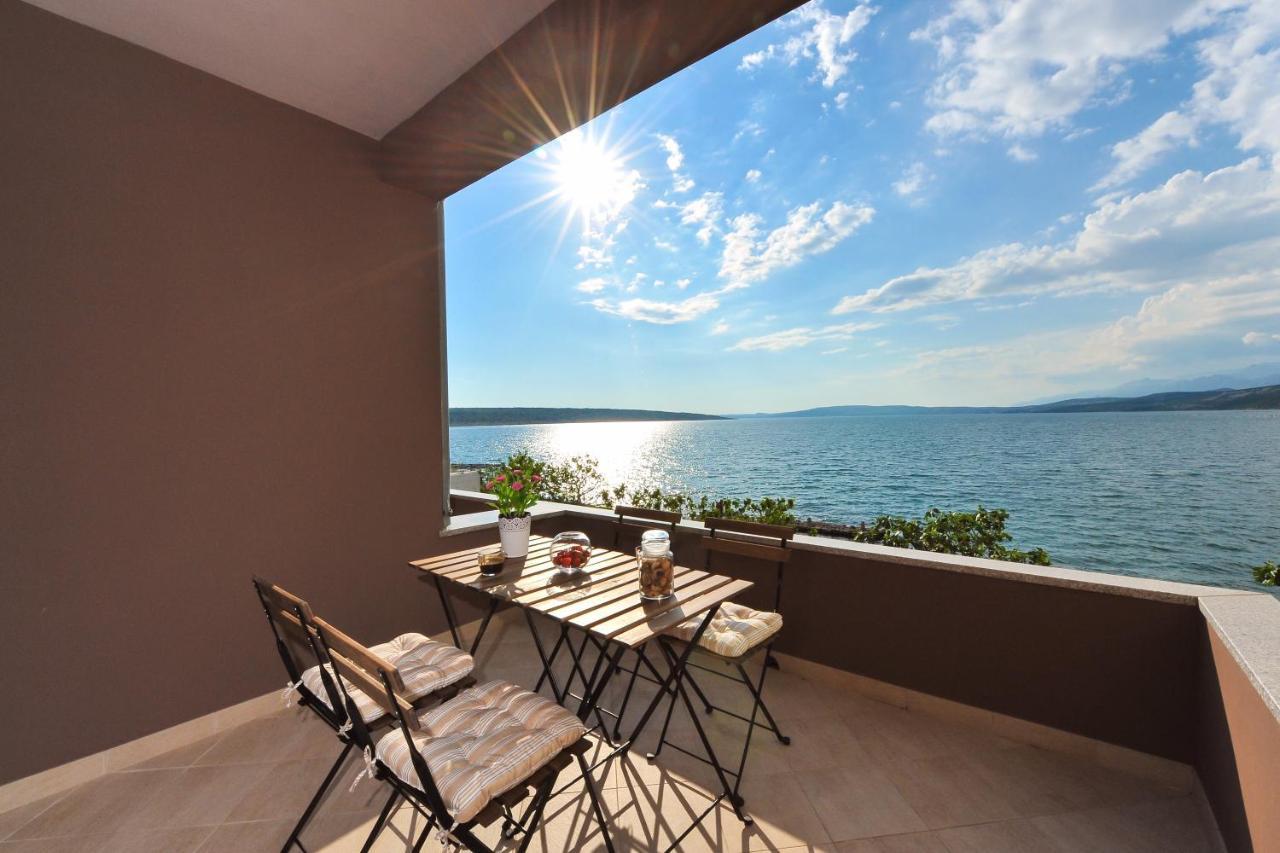 Apartmani Peric 1 Meka Draga Обровац Экстерьер фото
